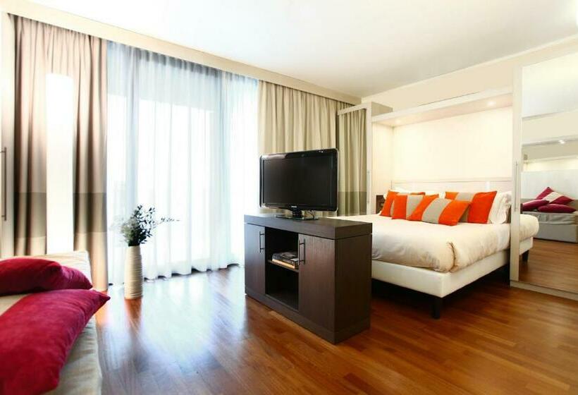 استودیوی استاندارد, Ramada Plaza by Wyndham Milano
