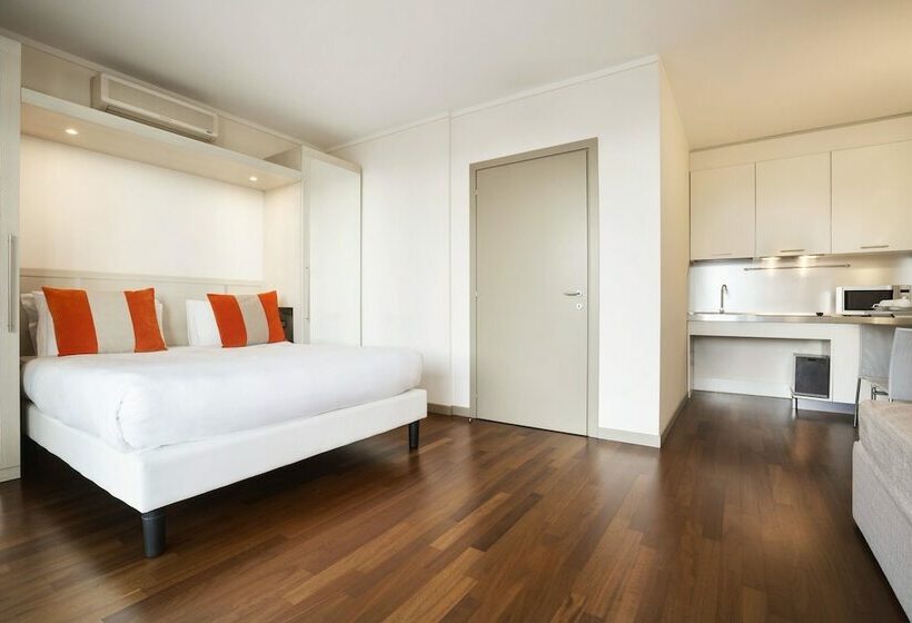 استودیوی استاندارد, Ramada Plaza by Wyndham Milano
