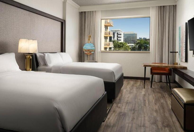 غرفه قياسيه سريرين مزدوجين, Renaissance Fort Lauderdale West