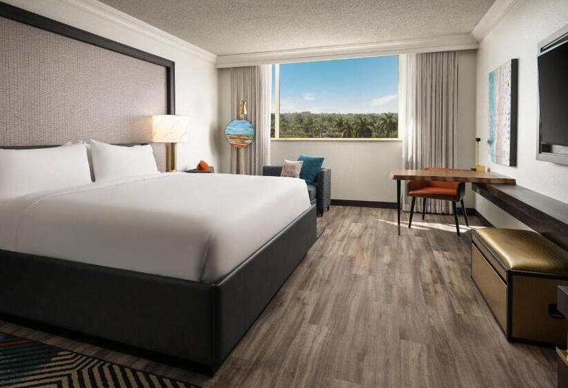 غرفة قياسية سرير كينج لذوى الإحتياجات الخاصة, Renaissance Fort Lauderdale West