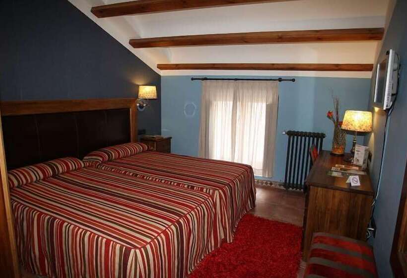 スタンダードルーム, Con Encanto La Façana