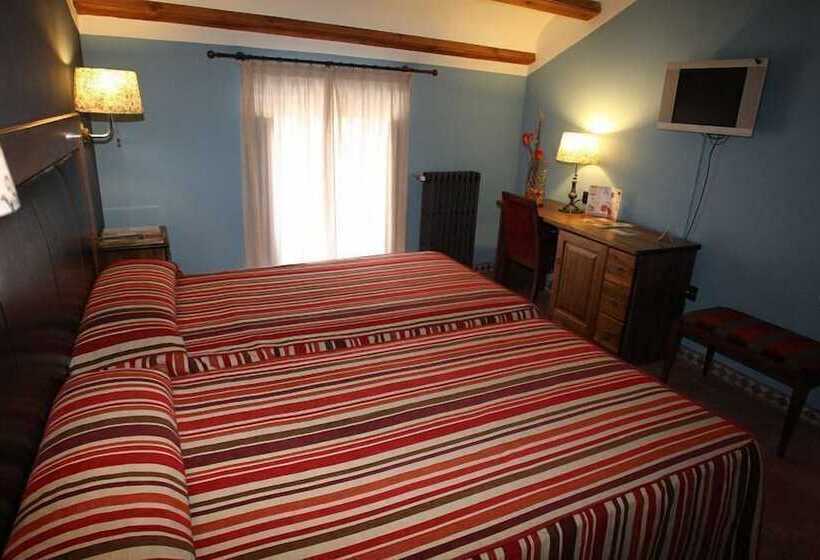 スタンダードルーム, Con Encanto La Façana