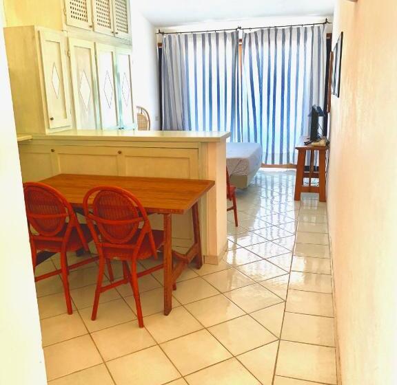 إستوديو قياسى مطل على البحر, Sporting Hotel Tanca Manna