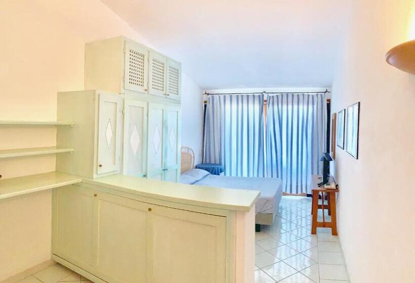 إستوديو قياسى مطل على البحر, Sporting Hotel Tanca Manna