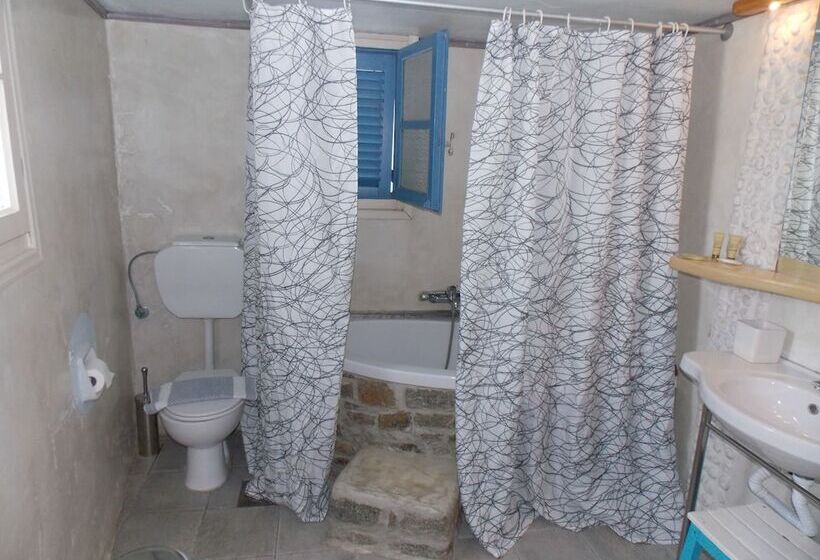 带海景的标准工作室, Studios & Suites Rania