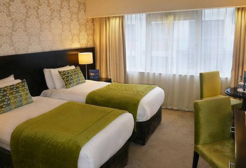 스탠다드 룸, The Connacht