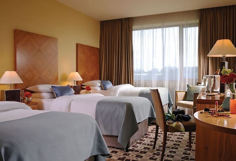 스탠다드 트리플 룸, The Connacht