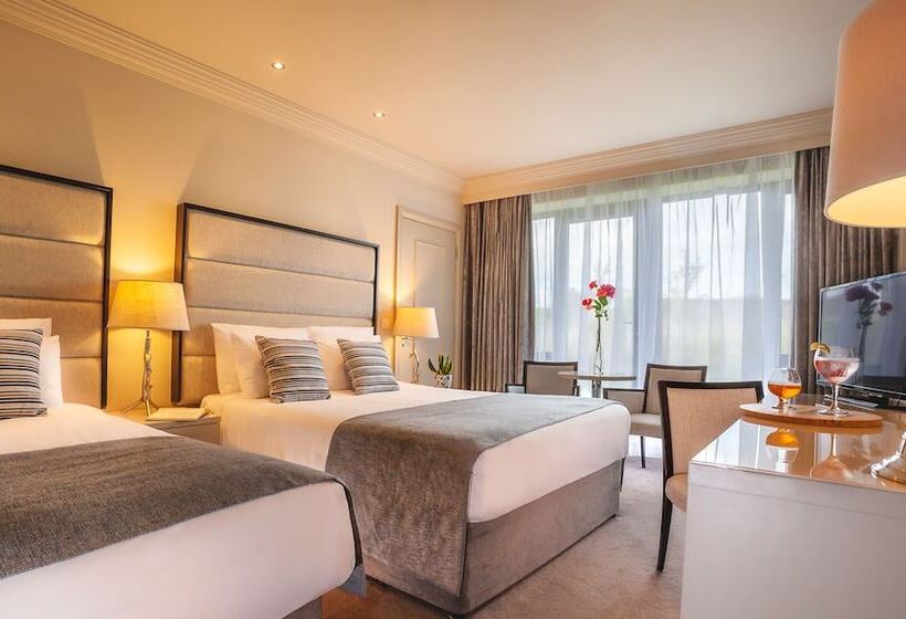 4인용 수피리어 룸, The Connacht