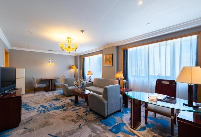 סוויטה, Golden Ocean Hotel Tianjin