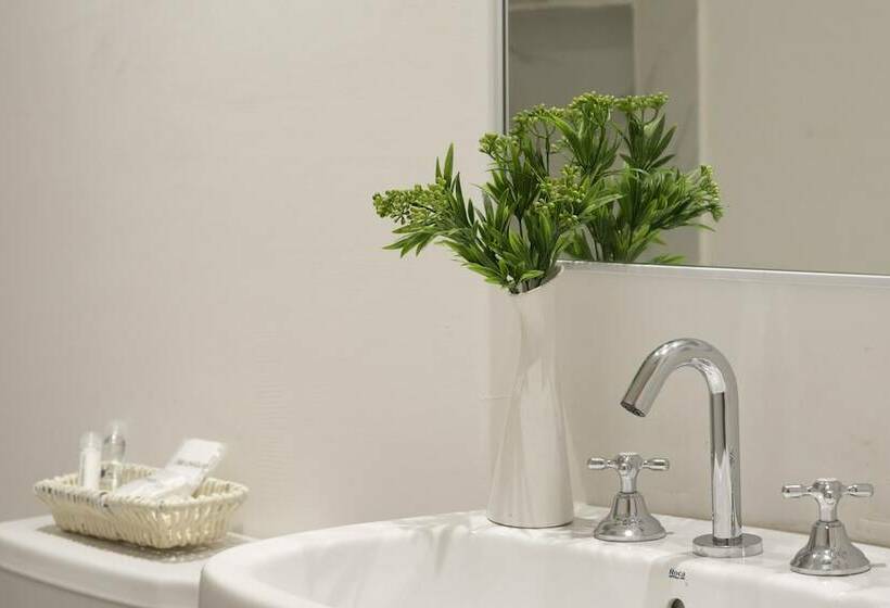 اتاق استاندارد چهار تخته, Believe Madero