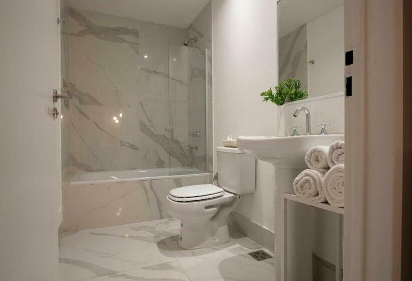 اتاق لوکس, Believe Madero