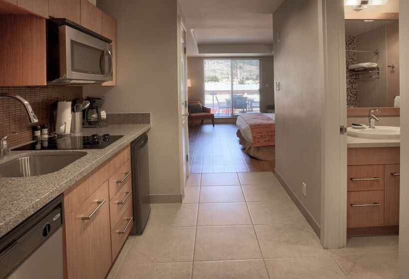 Standard studio with lake view, Watermark Beach Resort