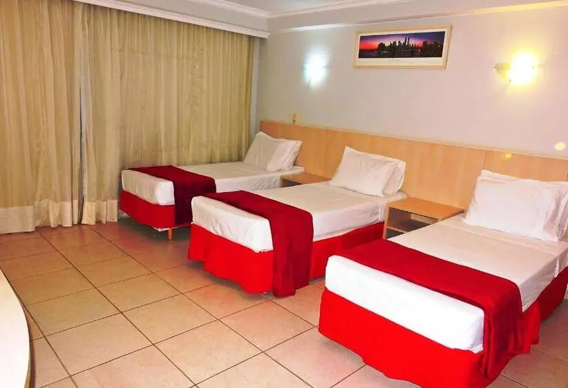 اتاق استاندارد سه نفره, Bay Park Hotel Resort