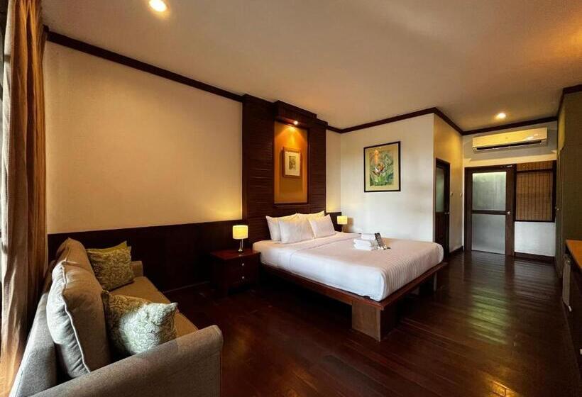 Deluxe Room, Green Papaya Beach Resort, Koh Phangan
