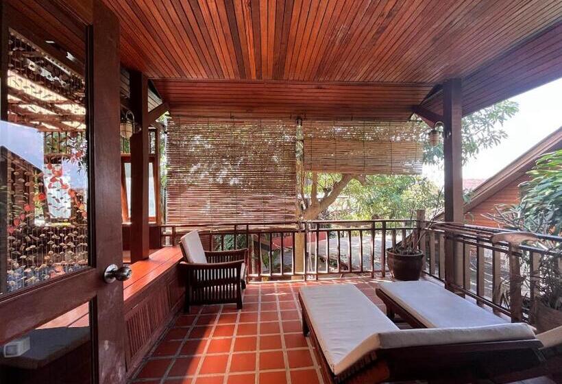 سوییت اجرایی, Green Papaya Beach Resort, Koh Phangan