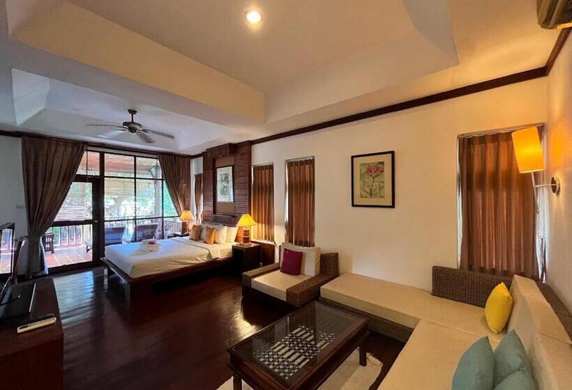 Executive Suite, Green Papaya Beach Resort, Koh Phangan