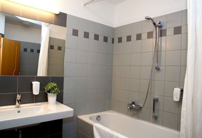 スタンダードルーム, Alley