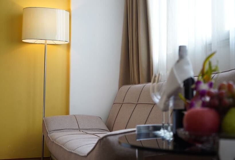 اتاق لوکس, Baoson International