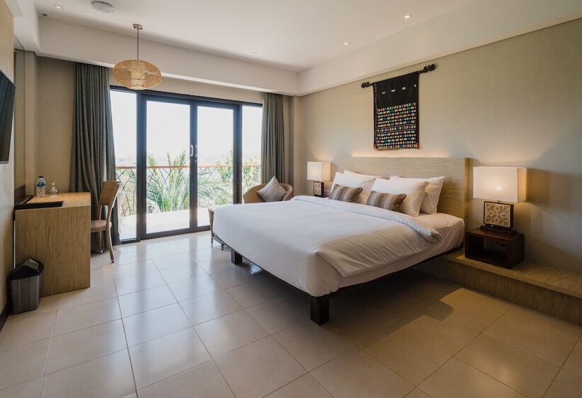 디럭스 스위트, Bintang Flores