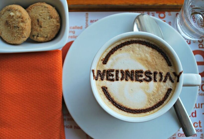 اتاق پرمیوم, Courtyard By Marriott Hyderabad