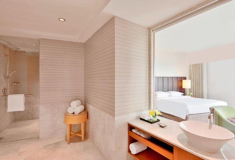 高级客房, Courtyard By Marriott Hyderabad