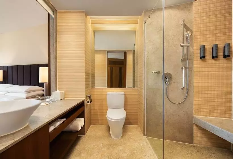 スーペリアールーム, Courtyard By Marriott Hyderabad