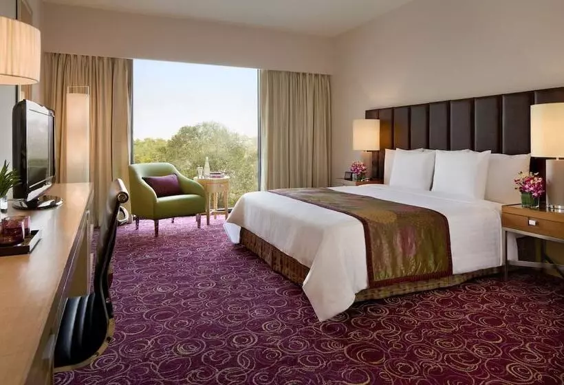 スーペリアールーム, Courtyard By Marriott Hyderabad