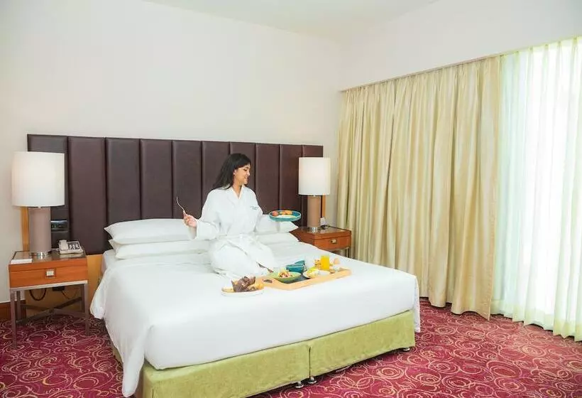 デラックスルーム, Courtyard By Marriott Hyderabad