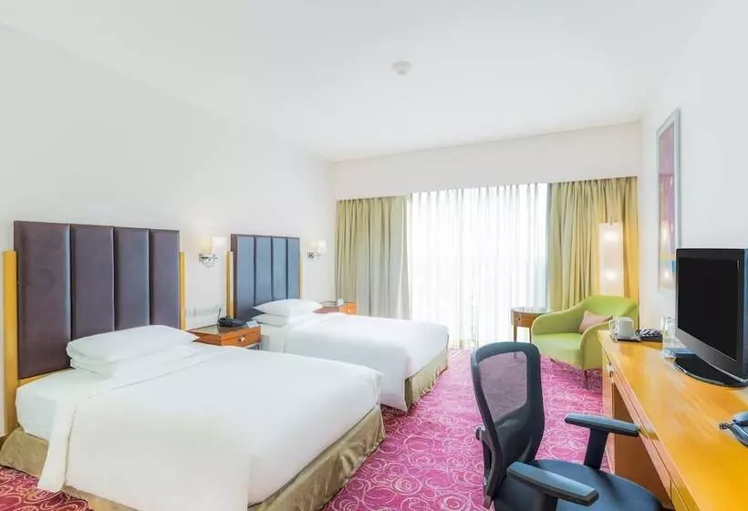 スーペリアールーム, Courtyard By Marriott Hyderabad