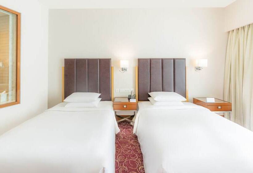 豪华房间, Courtyard By Marriott Hyderabad