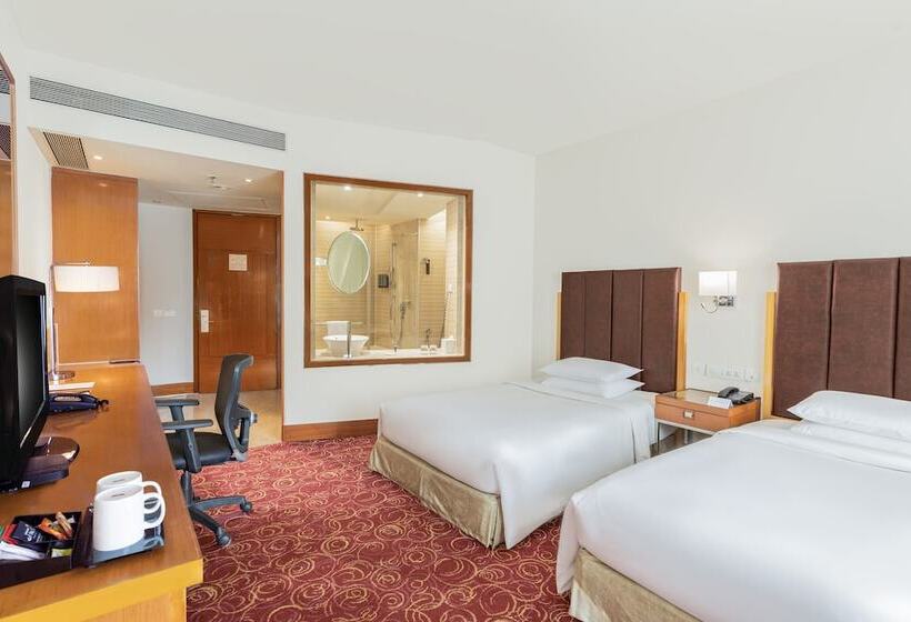 اتاق لوکس, Courtyard By Marriott Hyderabad