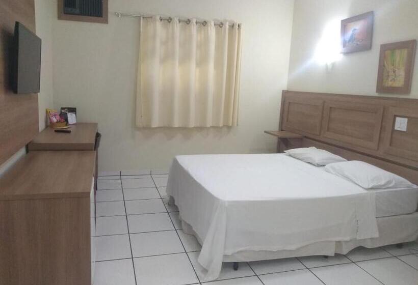 חדר דלוקס, Dona Beja