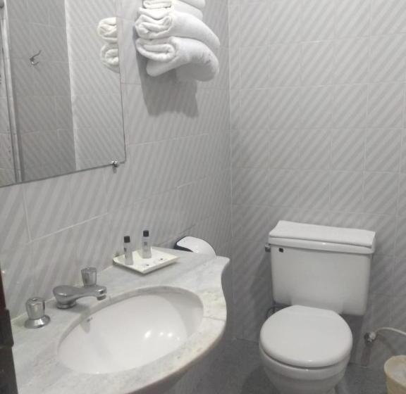 חדר סופריור, Dona Beja