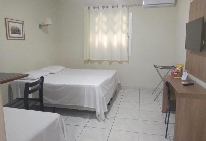 חדר סופריור, Dona Beja