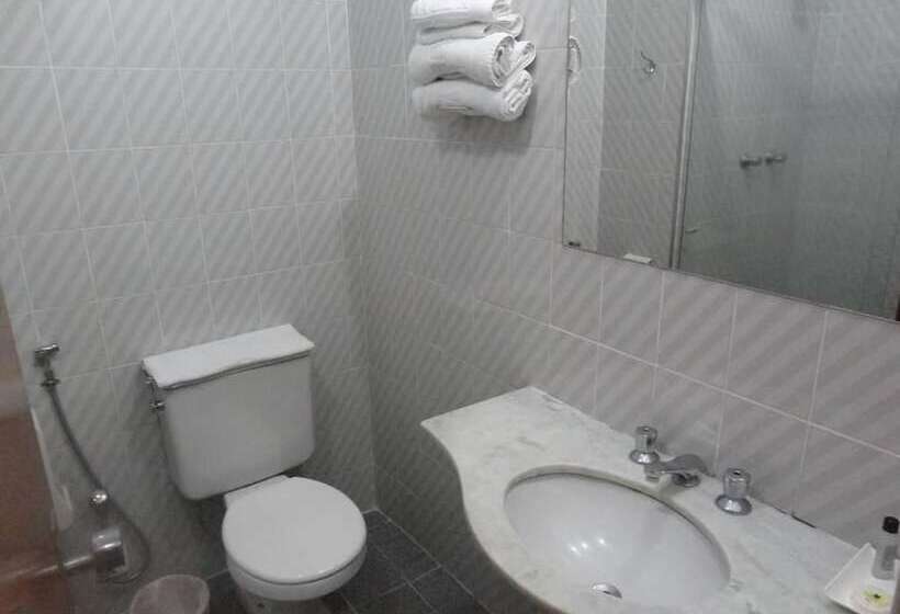 בקתת חדר, Dona Beja