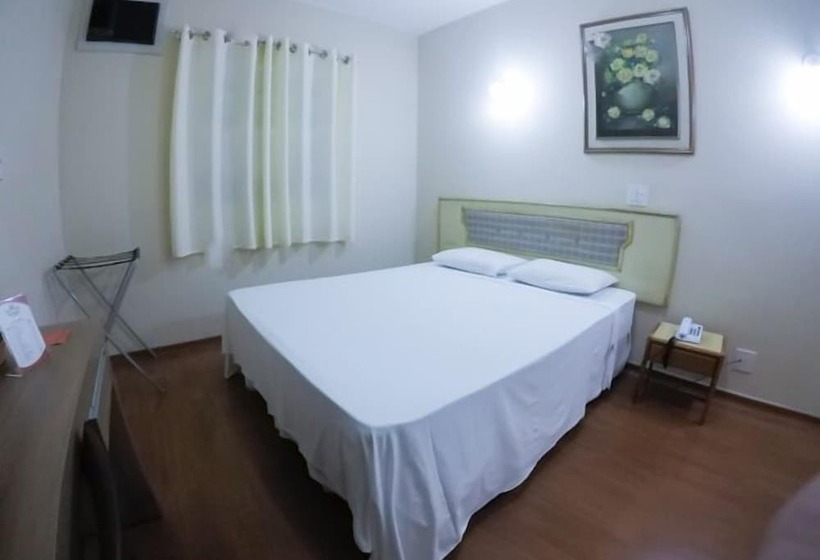 חדר סופריור, Dona Beja