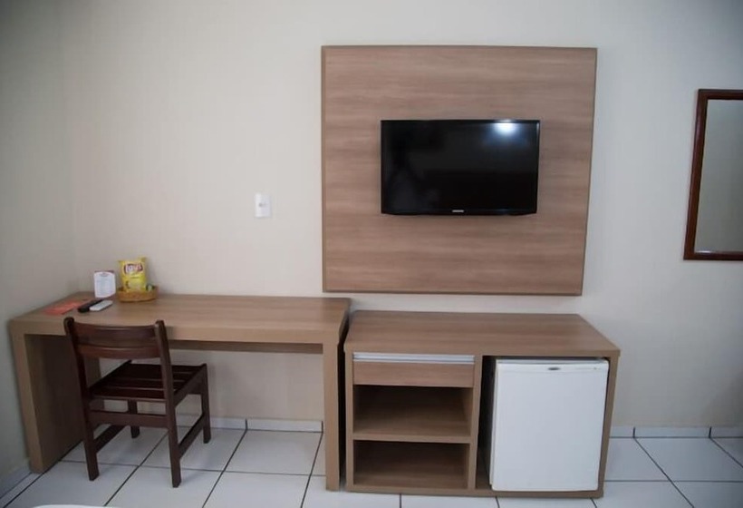 Quarto Deluxe, Dona Beja