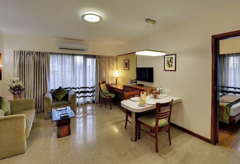 Апартаменты 1 Спальня, Grand Residency Hotel & Serviced Apartments