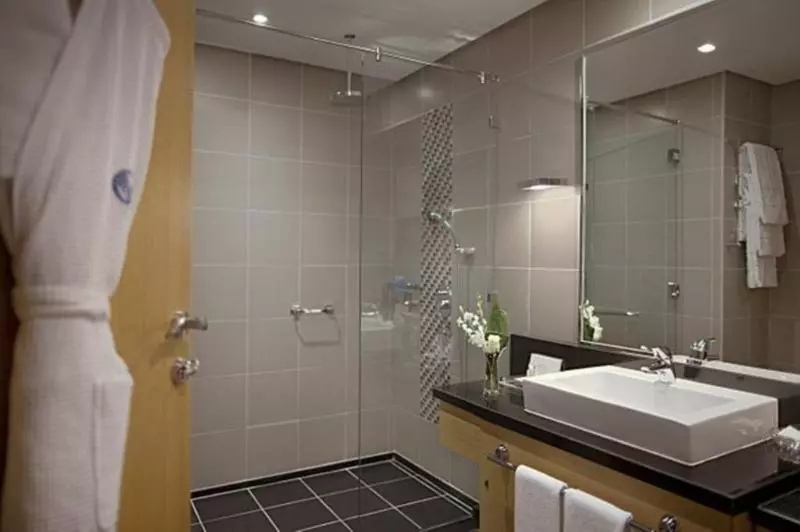 キングサイドベッドのスタンダードワンルーム, Hala Arjaan By Rotana, Deluxe Hotel Apartments