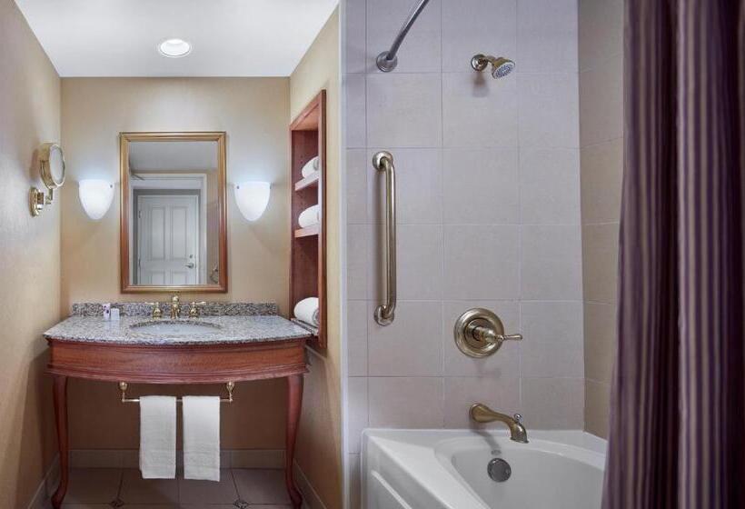 غرفة ديلوكس سرير كينج, Harrah S Metropolis Hotel & Casino