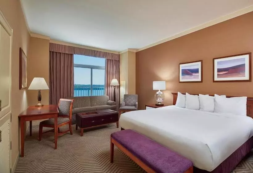 キングサイズベッドのデラックスルーム, Harrah S Metropolis Hotel & Casino