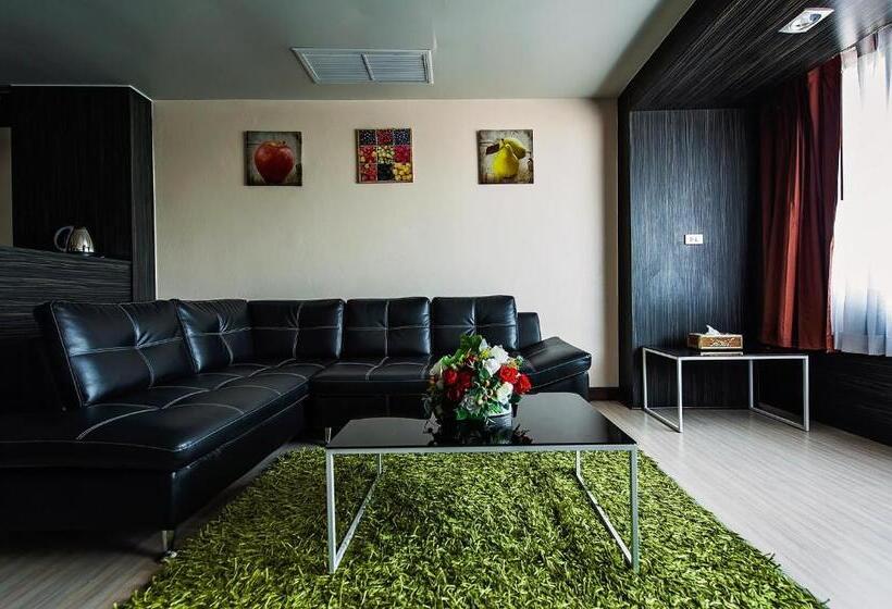 Люкс Кровать Кинг, Khon Kaen