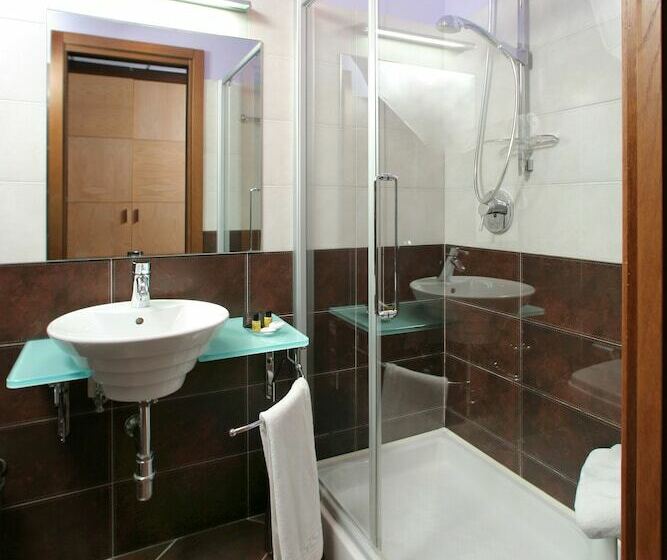 标准间, Regent Beach Hotel & Apartments