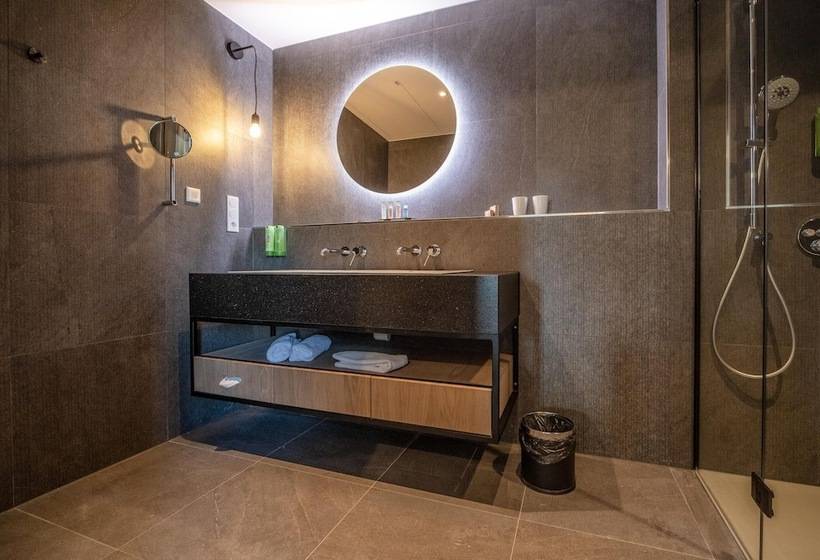 اتاق استاندارد, Tauern Spa Hotel & Therme