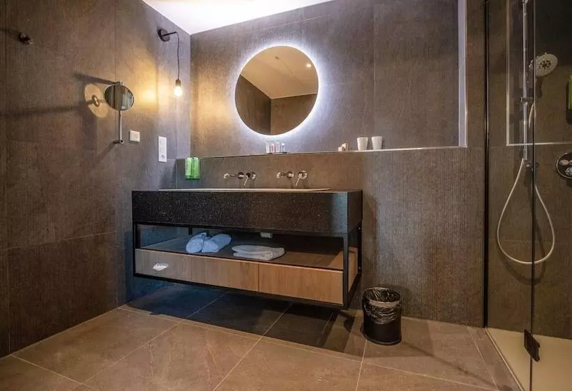 اتاق استاندارد, Tauern Spa Hotel & Therme