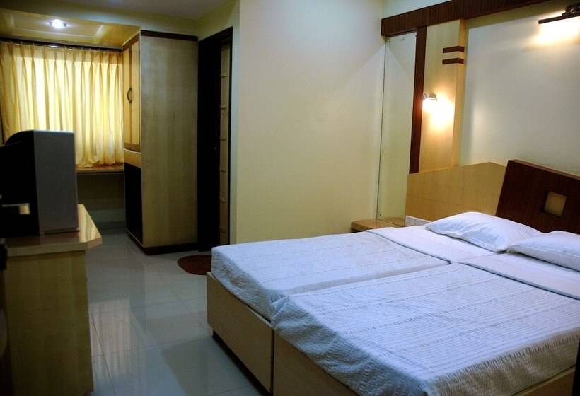 Deluxe Room, Three Star Pvt Ltd