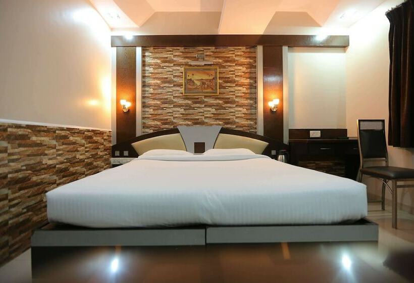 Deluxe Room, Three Star Pvt Ltd