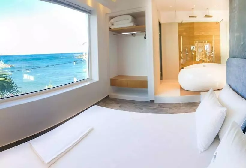 Deluxe Suite Sea View, Porto Kalamaki