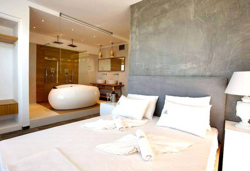 סוויטת דלוקס נוף לים, Porto Kalamaki