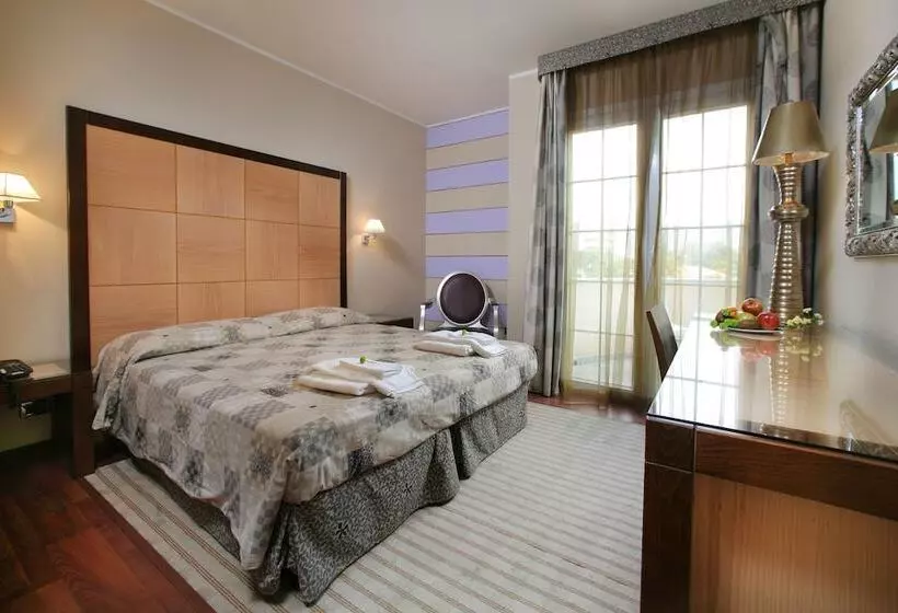 スタンダードルーム, Regent Beach Hotel & Apartments